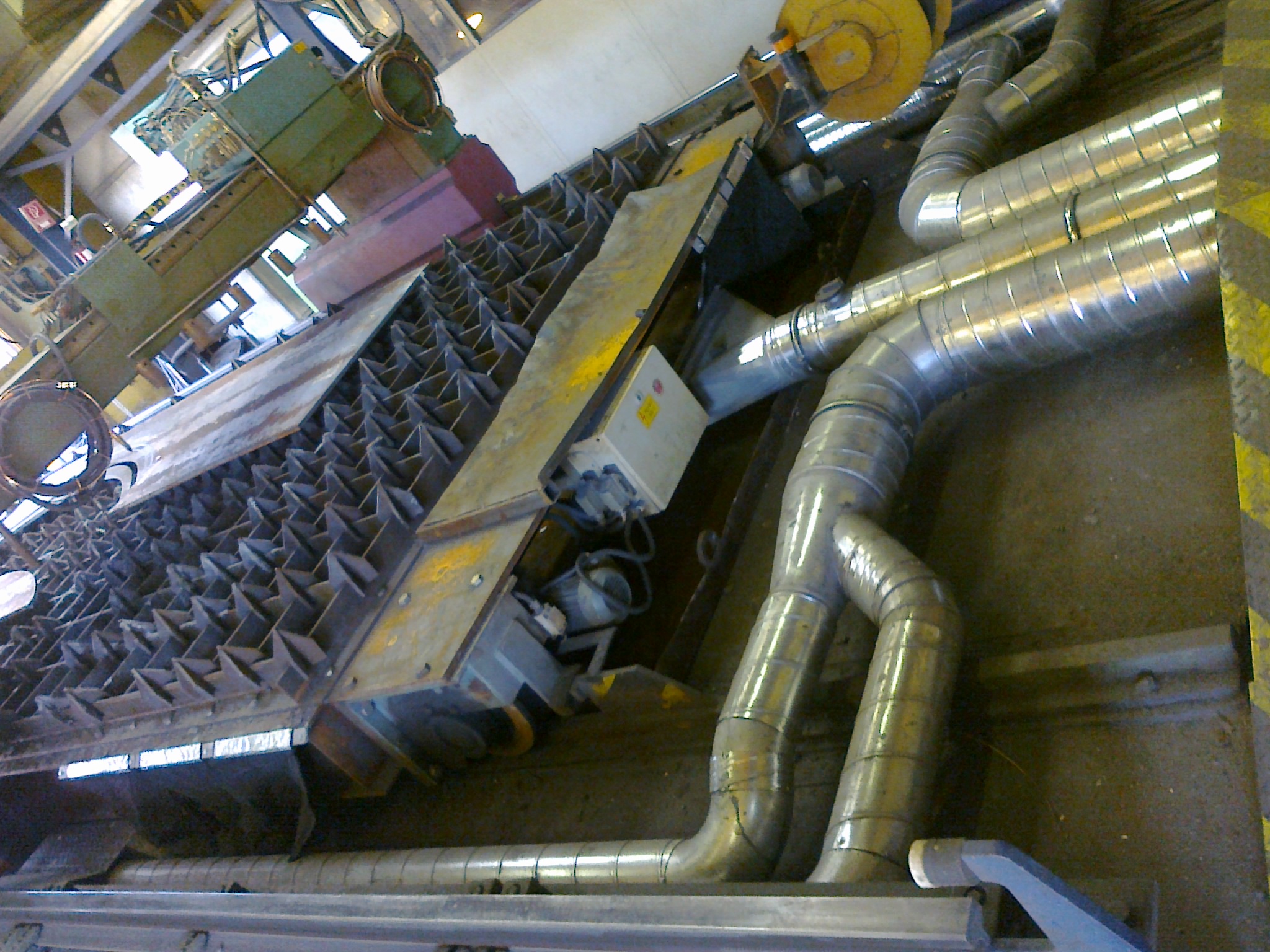 Láng- és plazmavágó elszívás